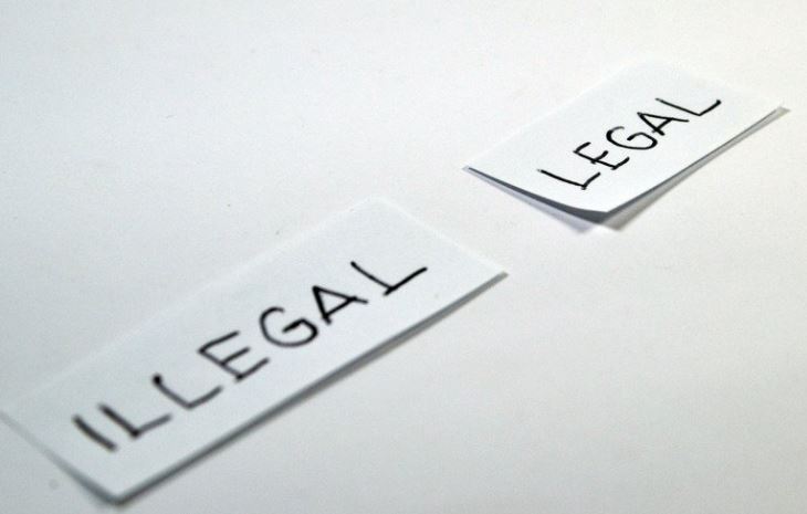 Legal-ilegal